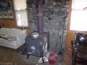 995 E 16 Mile Rd, Bitely, MI 49309 photo 4
