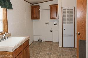 6319 E 44th St, Newaygo, MI 49337 photo 12