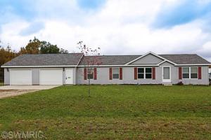 6319 E 44th St, Newaygo, MI 49337 photo 1