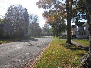 201 S Hooker Ave, Three Rivers, MI 49093 photo 3