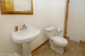 56071 Pulver Rd, Three Rivers, MI 49093 photo 12