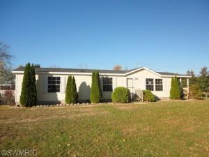 4972 W Fillmore Rd, Ithaca, MI 48847 photo 1