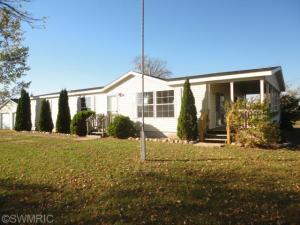 4972 W Fillmore Rd, Ithaca, MI 48847 photo 5