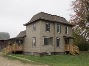 313 N East St, Waldron, MI 49288 photo 3