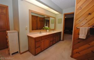 9205 28th St SE, Ada, MI 49301 photo 17