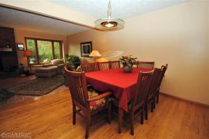 9205 28th St SE, Ada, MI 49301 photo 12