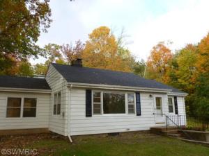 312 W Jackson St, Augusta, MI 49012 photo 2
