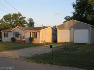 345 W Walnut St, Stanton, MI 48888 photo 1