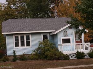 505 Exchange St, Spring Lake, MI 49456 photo 2