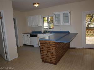 505 Exchange St, Spring Lake, MI 49456 photo 4