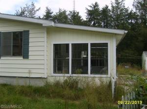 118 Wright Rd, Quincy, MI 49082 photo 2