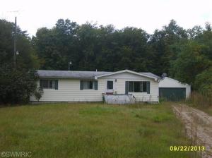 118 Wright Rd, Quincy, MI 49082 photo 1