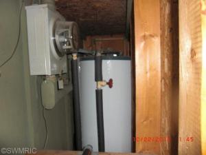 2177 E Oak St, Newaygo, MI 49337 photo 9