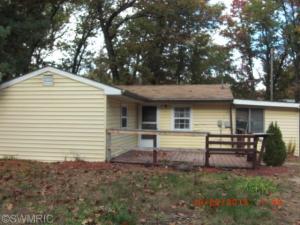 2177 E Oak St, Newaygo, MI 49337 photo 1