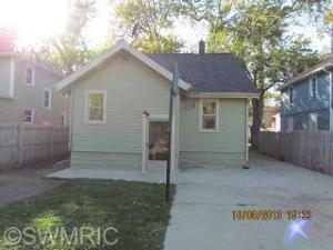 819 Eaton St, Jackson, MI 49202 photo 10