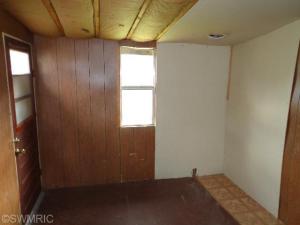 11583 Walnut Ave, Grant, MI 49327 photo 12