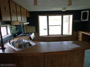 11583 Walnut Ave, Grant, MI 49327 photo 9