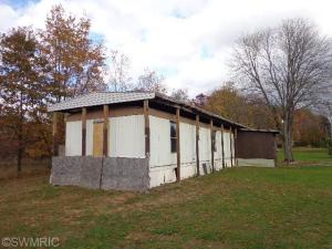 11583 Walnut Ave, Grant, MI 49327 photo 4