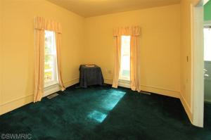 323 E Saint Joseph, Lawrence, MI 49064 photo 4