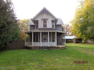246 Cherry St, Freeport, MI 49325 photo 1