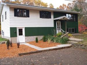 608 E Lewis St, Whitehall, MI 49461 photo 2
