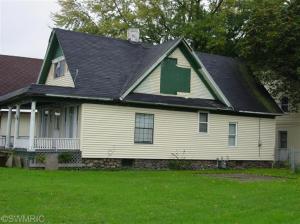 339 Avenue C, Springfield, MI 49037 photo 3