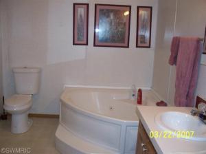 63 Hatch, Coldwater, MI 49036 photo 9