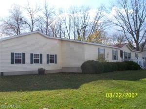 63 Hatch, Coldwater, MI 49036 photo 2