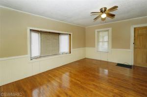 1101 Fourth St, Three Rivers, MI 49093 photo 4