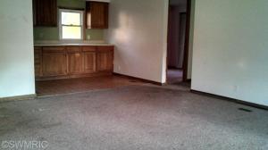 939 Charles St, Plainwell, MI 49080 photo 6