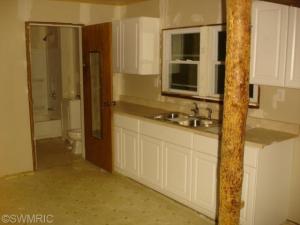 941 10th St, Plainwell, MI 49080 photo 3