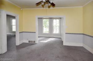 508 Washington, Marshall, MI 49068 photo 4