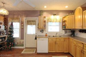 501 Pearl St, Belding, MI 48809 photo 8