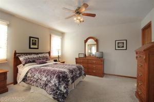 1472 Springbrook Dr, Jenison, MI 49428 photo 10