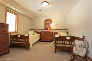 1472 Springbrook Dr, Jenison, MI 49428 photo 13