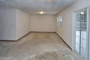11 Cinderella Cir, Springfield, MI 49037 photo 5