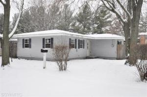 11 Cinderella Cir, Springfield, MI 49037 photo 2