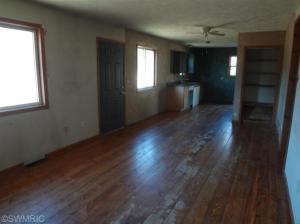2388 E 24th St, White Cloud, MI 49349 photo 4