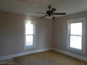 717 3rd Ave, Alma, MI 48801 photo 5