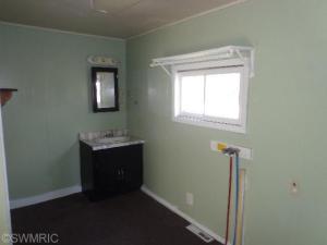717 3rd Ave, Alma, MI 48801 photo 8
