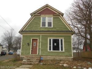 209 S Broas St, Belding, MI 48809 photo 1