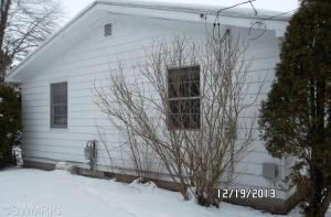 6830 Dennison Rd, Plainwell, MI 49080 photo 2