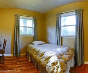 505 Brewer St, Marshall, MI 49068 photo 9