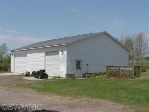 1972 E Chauvez Rd, Custer, MI 49405 photo 2
