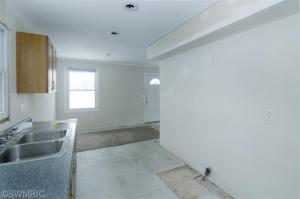 220 Orchard St, Constantine, MI 49042 photo 6