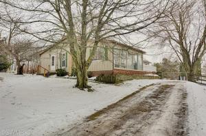 660 N Whites Bridge Rd, Belding, MI 48809 photo 1