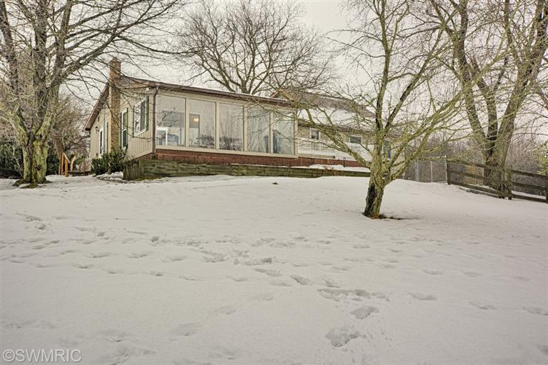 660 N Whites Bridge Rd, Belding, MI 48809 photo 25