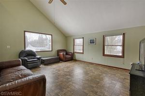 660 N Whites Bridge Rd, Belding, MI 48809 photo 15