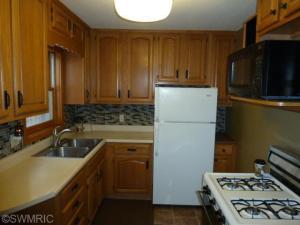 1649 Howard, Niles, MI 49120 photo 2