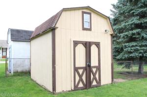 1091 Miller, Plainwell, MI 49080 photo 17